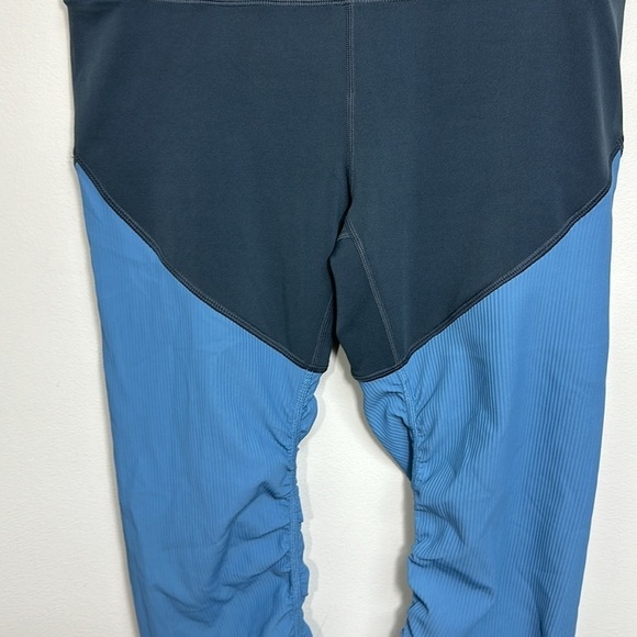 Zyia Storm Parallel Luxe High Waist Ribbed Ruched Colorblock Leggings 6-8 - Picture 3 of 6